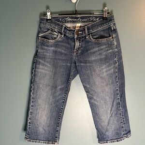 Abercrombie & Fitch Vintage Y2K Denim Low Rise Capri